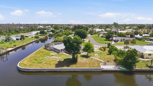 898 E 6TH STREET, Englewood, FL 34223