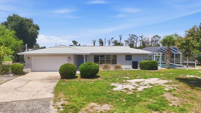 898 E 6TH STREET, Englewood, FL 34223