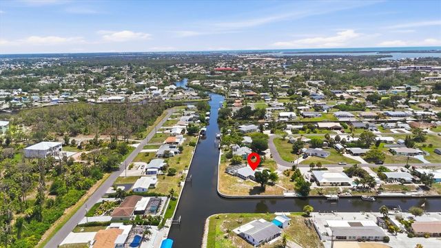 898 E 6TH STREET, Englewood, FL 34223