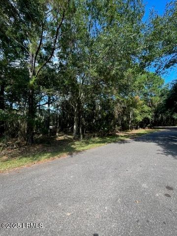 21 Fort Fremont Court, St. Helena Island, SC 29920