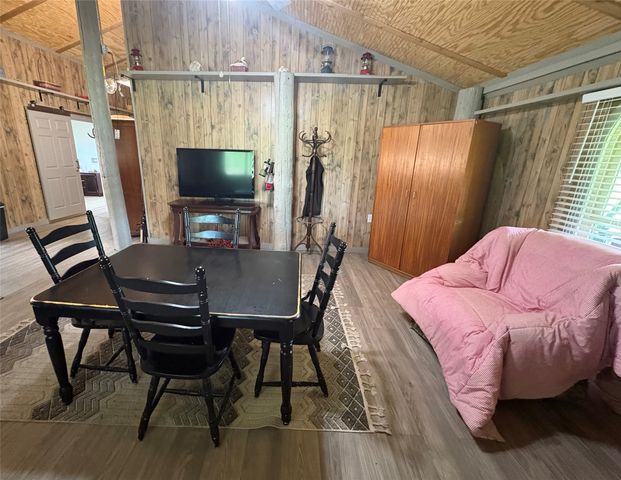 2212 County Road 4128, Cumby, TX 75433