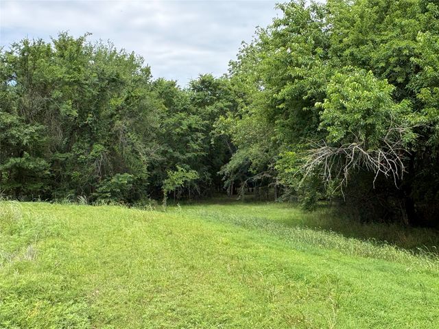 2212 County Road 4128, Cumby, TX 75433