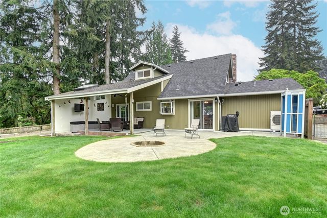 23717 49th Drive SE, Woodinville, WA 98072