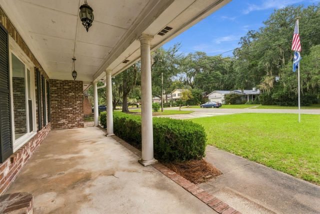 1817 Wilshire Drive, Charleston, SC 29407