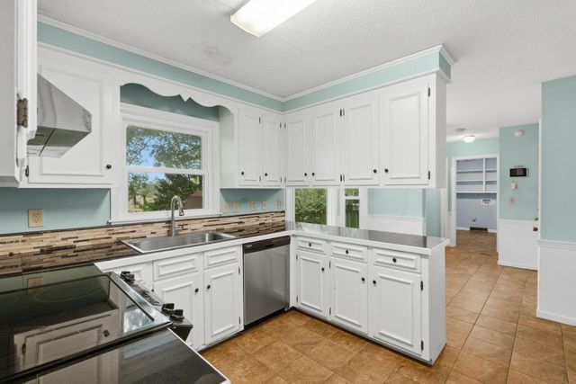 1817 Wilshire Drive, Charleston, SC 29407