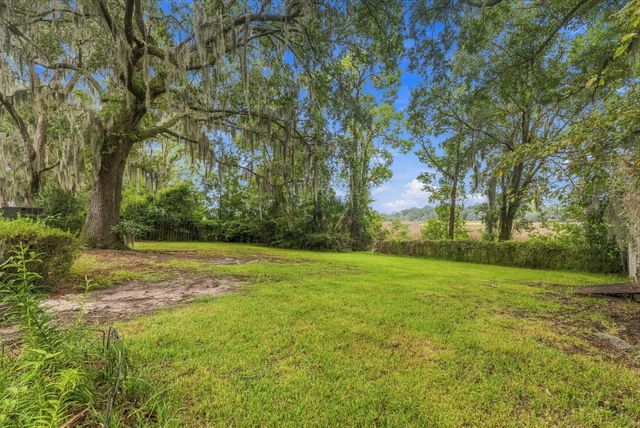 1817 Wilshire Drive, Charleston, SC 29407