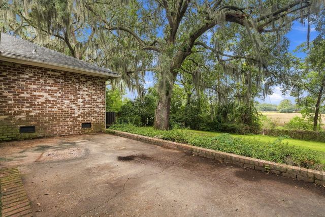 1817 Wilshire Drive, Charleston, SC 29407
