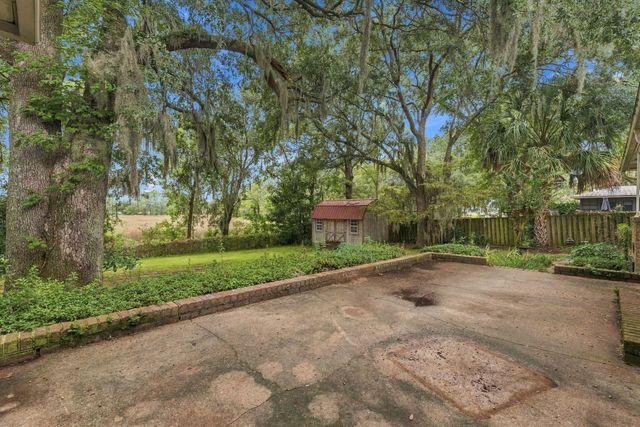 1817 Wilshire Drive, Charleston, SC 29407