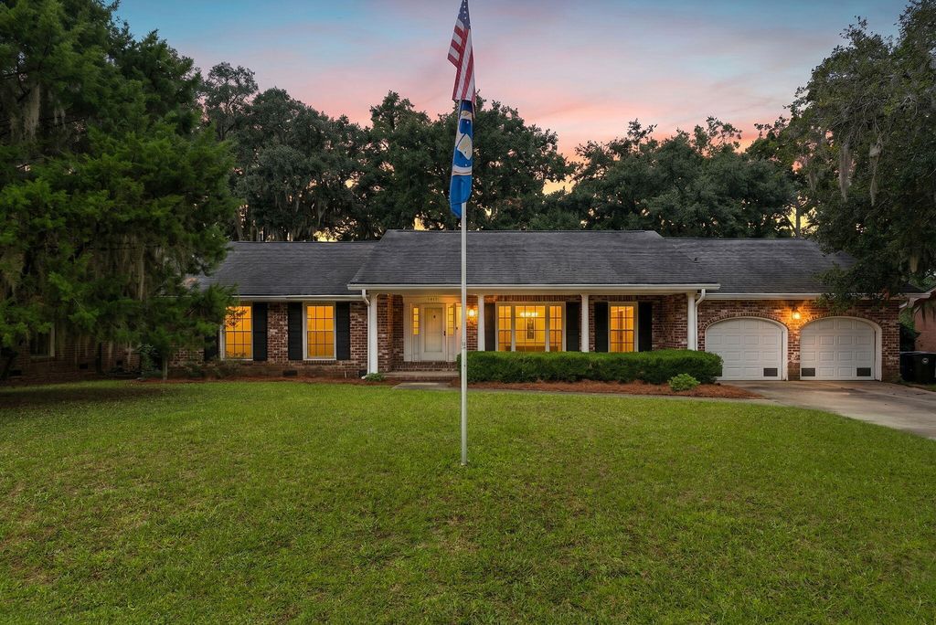 1817 Wilshire Drive, Charleston, SC 29407