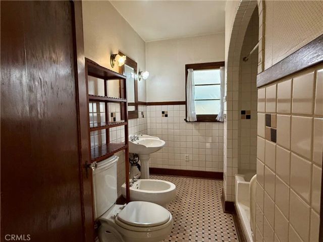 1117 Bennett, Long Beach, CA 90804