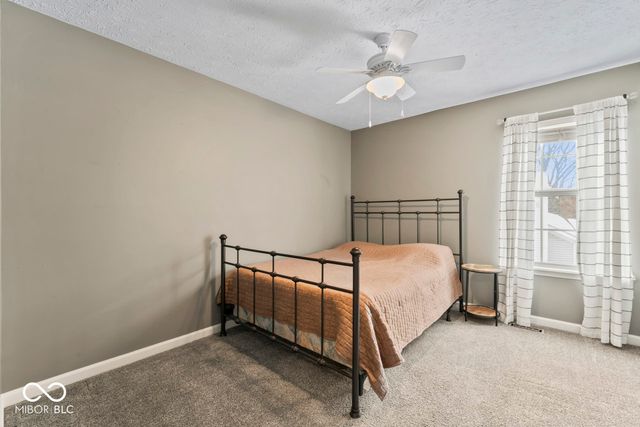 6318 Creekview Lane, Fishers, IN 46038