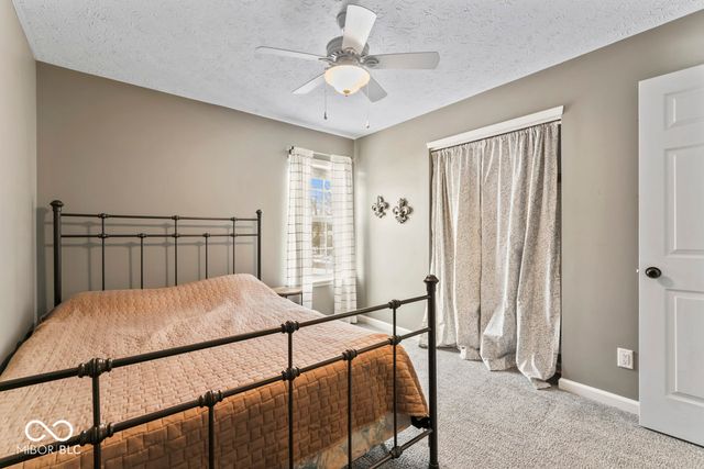 6318 Creekview Lane, Fishers, IN 46038