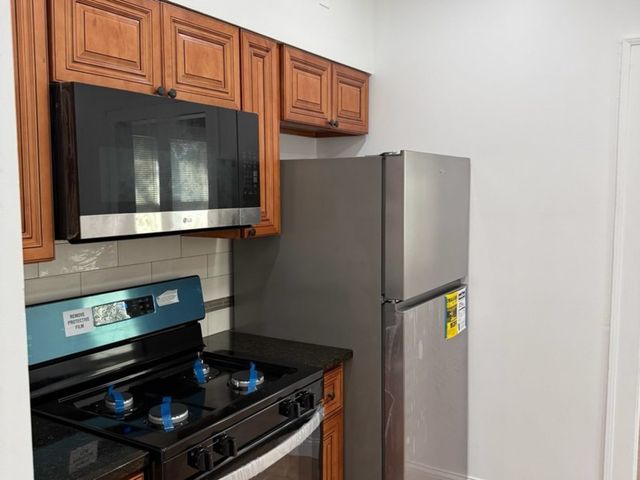 524 N Butrick Street, Waukegan, IL 60085