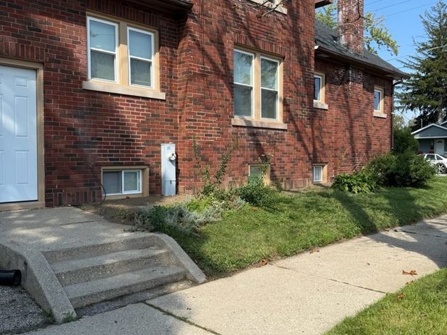 524 N Butrick Street, Waukegan, IL 60085