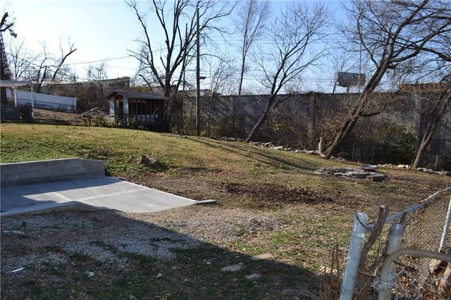 4834 EASTERN Avenue, Kansas City, MO 64129