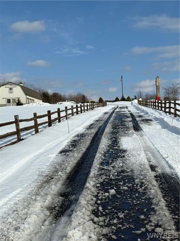 8191 Cole Road, Boston, NY 14033