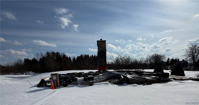 8191 Cole Road, Boston, NY 14033