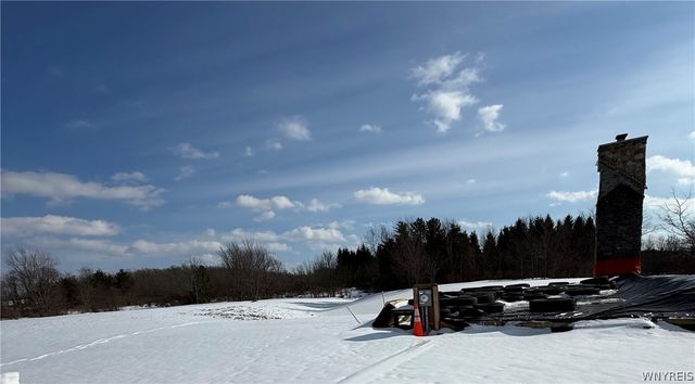 8191 Cole Road, Boston, NY 14033