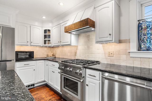 125 N ROLLING RD, Springfield, PA 19064