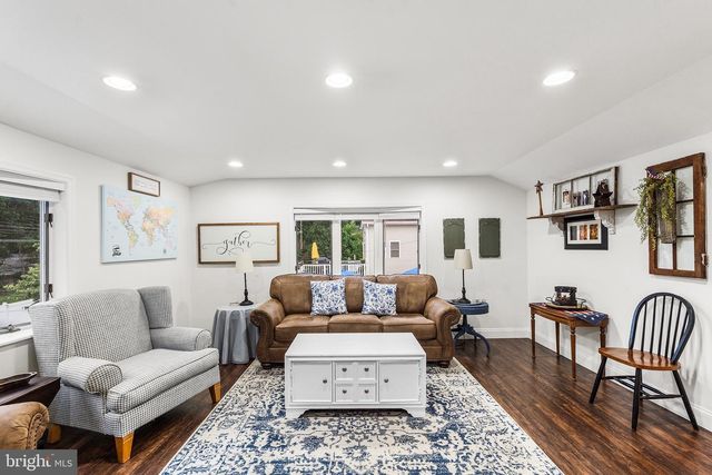 125 N ROLLING RD, Springfield, PA 19064