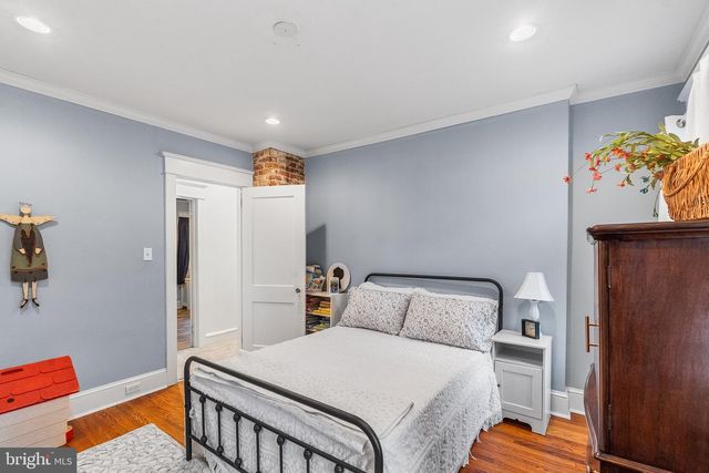 125 N ROLLING RD, Springfield, PA 19064