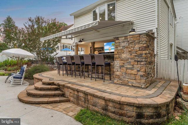 125 N ROLLING RD, Springfield, PA 19064