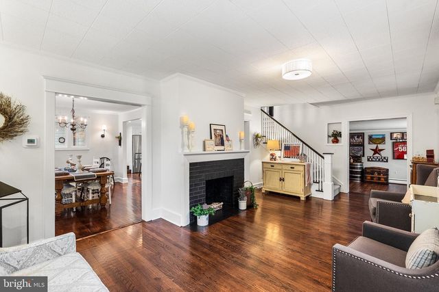 125 N ROLLING RD, Springfield, PA 19064
