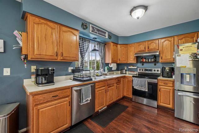23882 Monroe Street, Armada, MI 48005