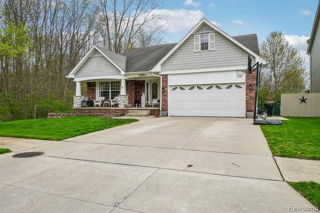 23882 Monroe Street, Armada, MI 48005