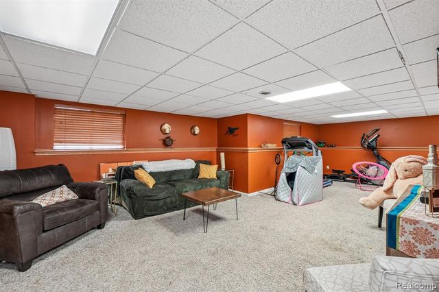 23882 Monroe Street, Armada, MI 48005