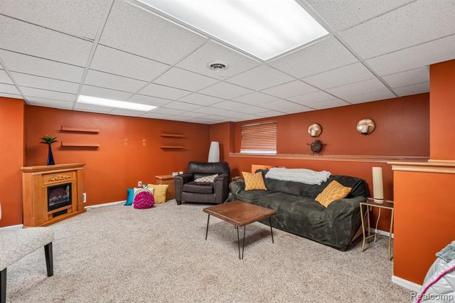 23882 Monroe Street, Armada, MI 48005