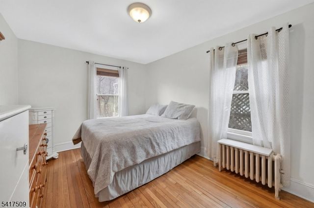 10 Brookside Ave, Hawthorne Boro, NJ 07506