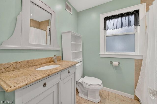 10 Brookside Ave, Hawthorne Boro, NJ 07506