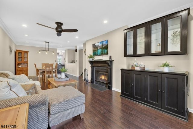 10 Brookside Ave, Hawthorne Boro, NJ 07506