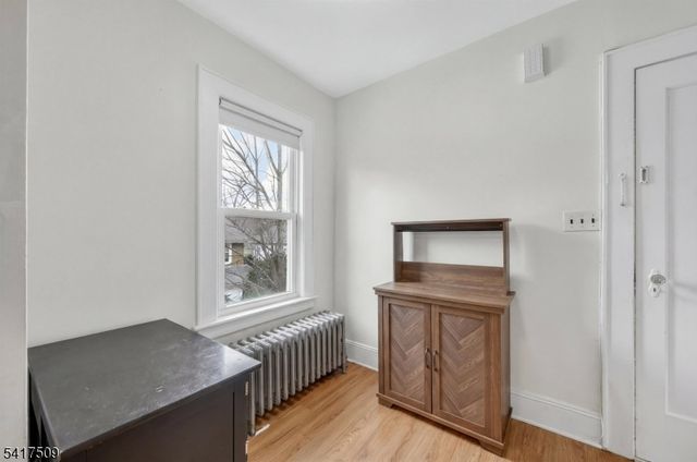 10 Brookside Ave, Hawthorne Boro, NJ 07506