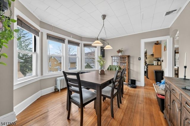 10 Brookside Ave, Hawthorne Boro, NJ 07506