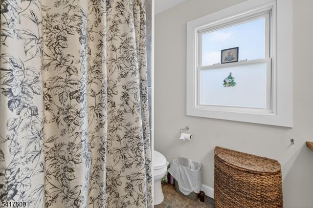 10 Brookside Ave, Hawthorne Boro, NJ 07506