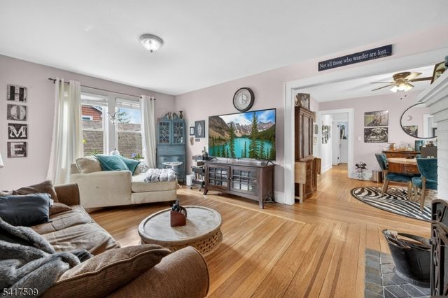 10 Brookside Ave, Hawthorne Boro, NJ 07506