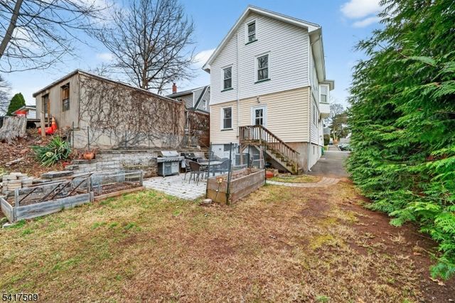 10 Brookside Ave, Hawthorne Boro, NJ 07506