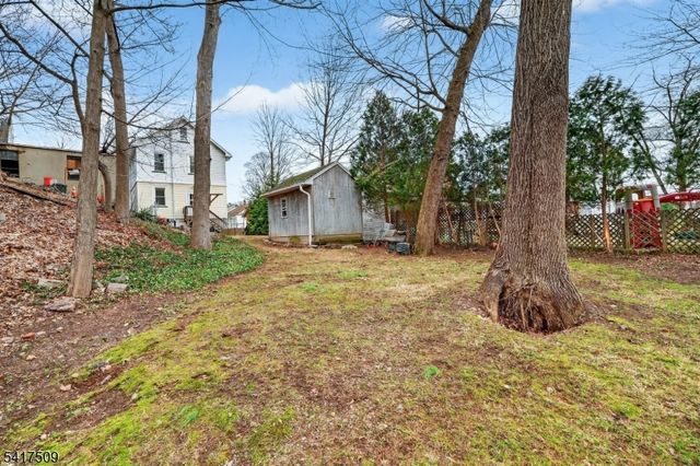 10 Brookside Ave, Hawthorne Boro, NJ 07506