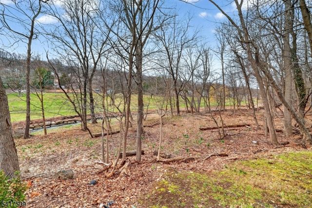 10 Brookside Ave, Hawthorne Boro, NJ 07506