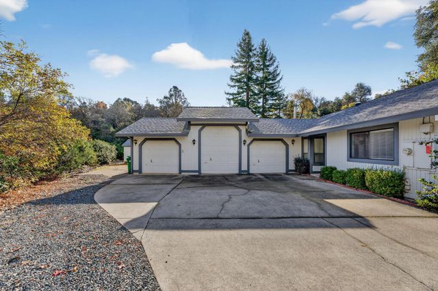 23579 Acacia Ct, Auburn, CA 95602