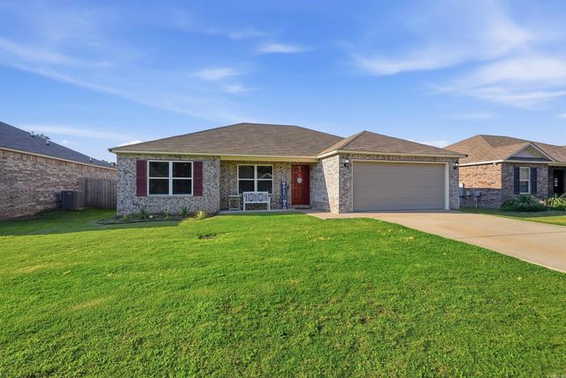 1350 Acuff Ln, Conway, AR 72034