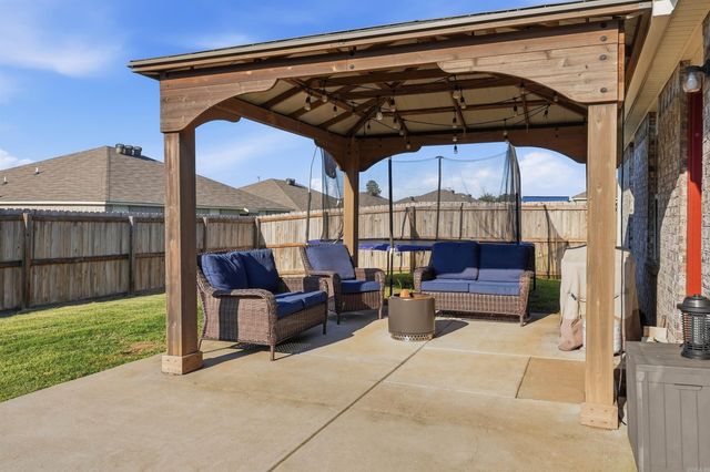 1350 Acuff Ln, Conway, AR 72034