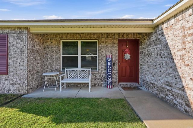 1350 Acuff Ln, Conway, AR 72034