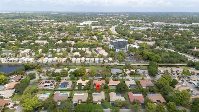 9715 SW 1st Ct, Coral Springs, FL 33071