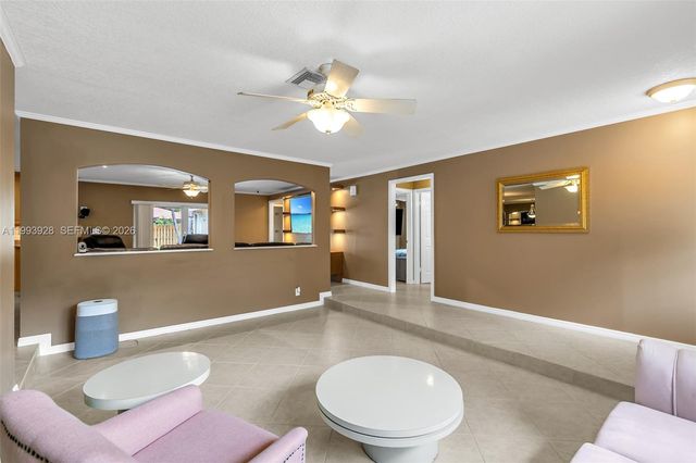 9715 SW 1st Ct, Coral Springs, FL 33071