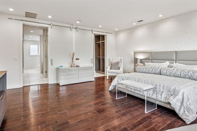 5036 Radbrook Place, Dallas, TX 75220