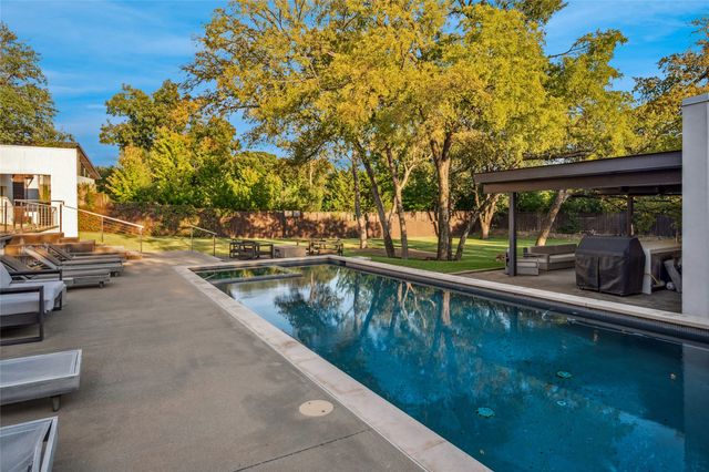 5036 Radbrook Place, Dallas, TX 75220