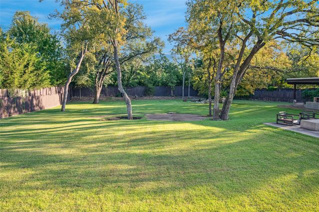5036 Radbrook Place, Dallas, TX 75220